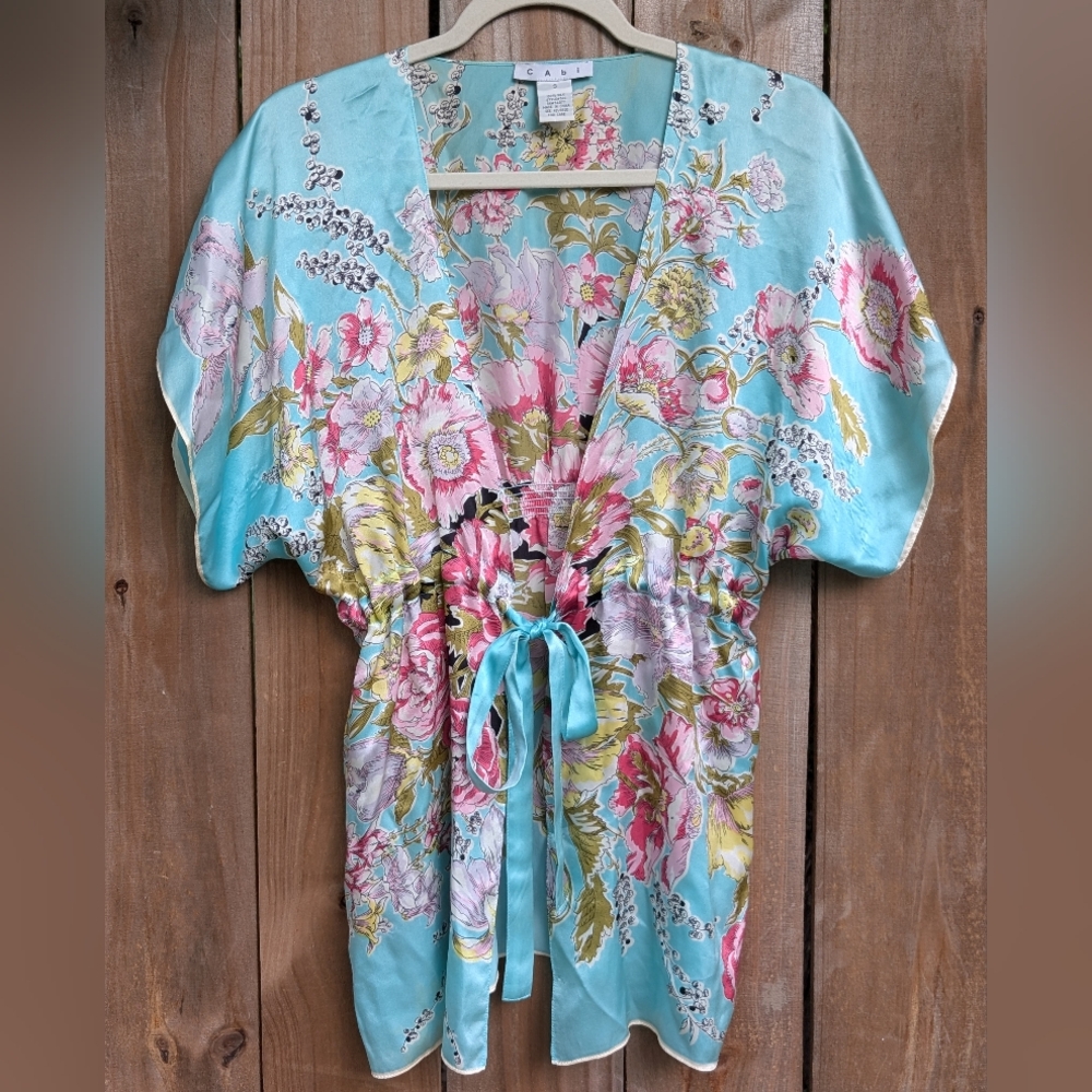 Cabi Silk Blue Pink Floral Patterned Kimono Style Shirt - Picture 3 of 16